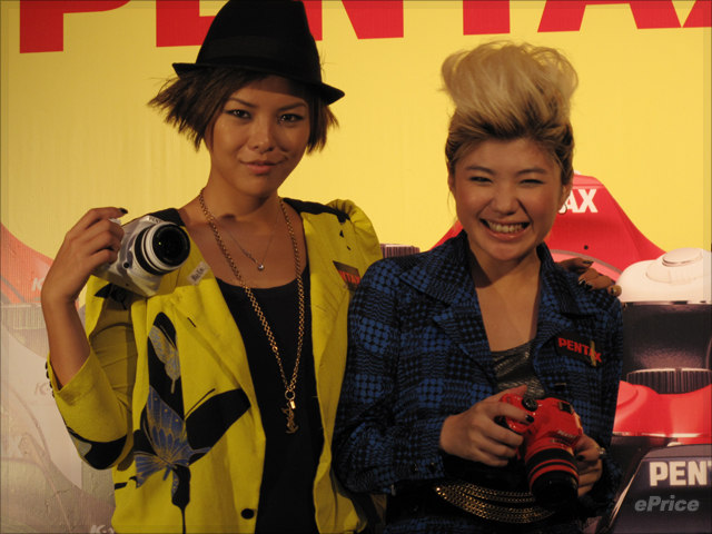 http://timg.eprice.com.hk/hk/dc/img/2009-10/21/1906/alexchow_3_a7b931acc3e70ab7dff1c769bda5385e.jpg