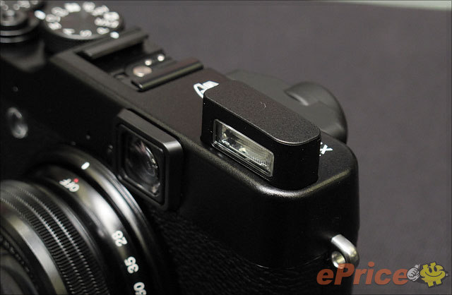 大光圈復古機賣 $5980　Fujifilm X10 實機試玩