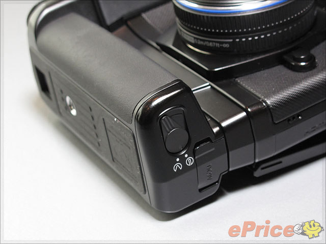 Olympus OM-D E-M5 實機試玩:高速對焦、9 fps 連拍! Olympus OM-D E-M5 實機試玩:高速對焦、9 fps 連拍!