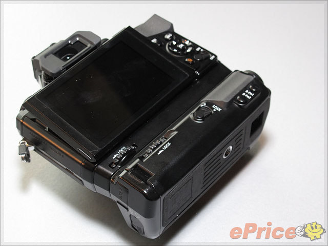 Olympus OM-D E-M5 實機試玩:高速對焦、9 fps 連拍! Olympus OM-D E-M5 實機試玩:高速對焦、9 fps 連拍!