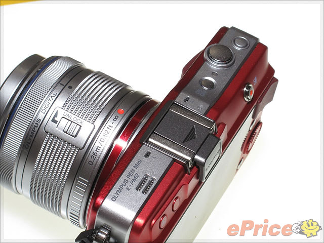 M4/3 新品 Olympus E-PL5 試玩、大光圈相機 XZ-2 登場 M4/3 新品 Olympus E-PL5 試玩、大光圈相機 XZ-2 登場