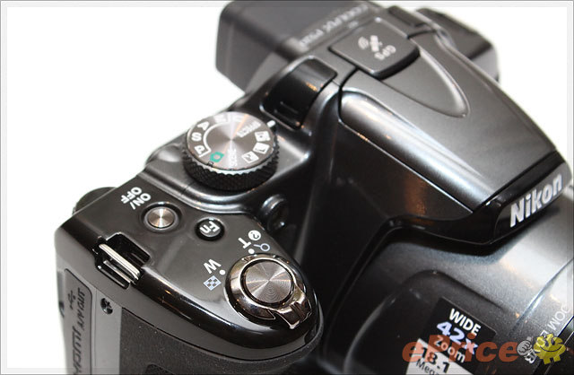 11.jpg http://timg.eprice.com.hk/hk/dc/img/2013-01/30/3572/alexchow_3_Nikon-_6879b808779a7f8254bd272e2bb7c82b.jpg