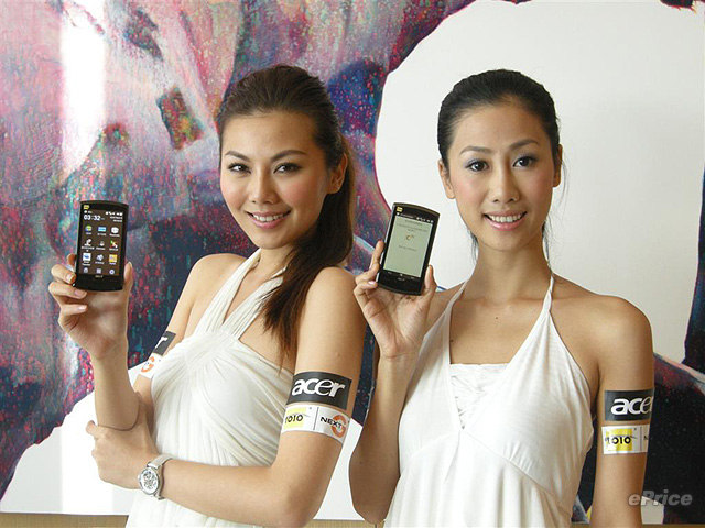 http://timg.eprice.com.hk/hk/mobile/img/2009-10/13/30025/keithyim_3_994ac489aeb9c5009e7e2d355be22947.JPG