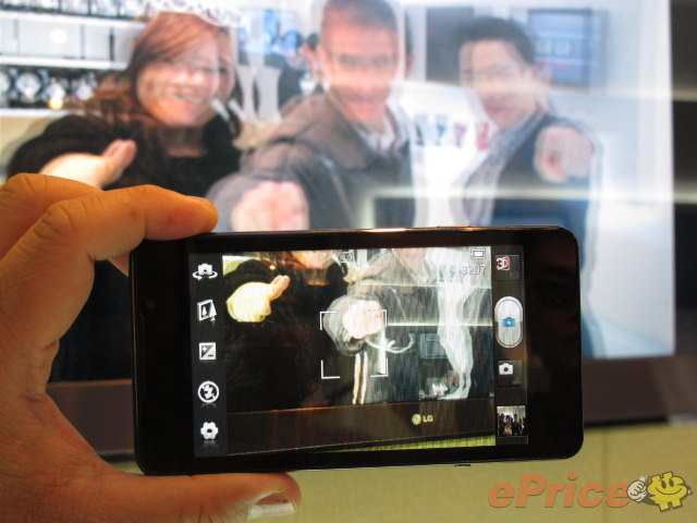 韓國 LG 總部直擊：Optimus True HD LTE 飆高速、好螢幕 - 9