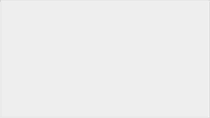 Floating Bar 取代副芒真係好?六吋大芒旗艦 LG V30 上手評測 Floating Bar 取代副芒真係好?六吋大芒旗艦 LG V30 上手評測
