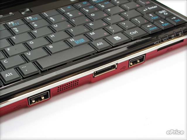 日系流動極致 Fujitsu LifeBook UH900 日系流動極致 Fujitsu LifeBook UH900
