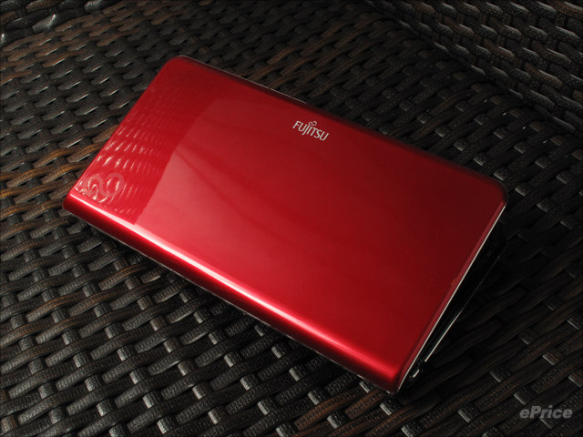 日系流動極致 Fujitsu LifeBook UH900 日系流動極致 Fujitsu LifeBook UH900