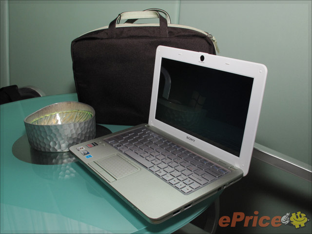 Sony VAIO Z 新版 Quad SSD 快足五倍 Sony VAIO Z 新版 Quad SSD 快足五倍