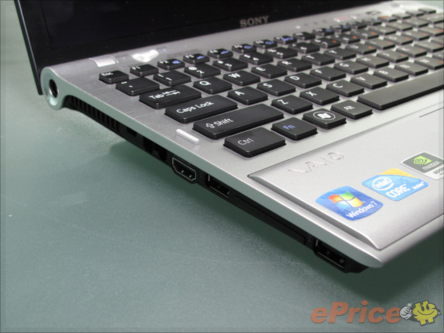 Sony VAIO Z 新版 Quad SSD 快足五倍 Sony VAIO Z 新版 Quad SSD 快足五倍