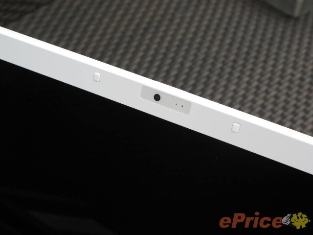 1.5KG 商務輕機 Fujitsu LIFEBOOK PH701
