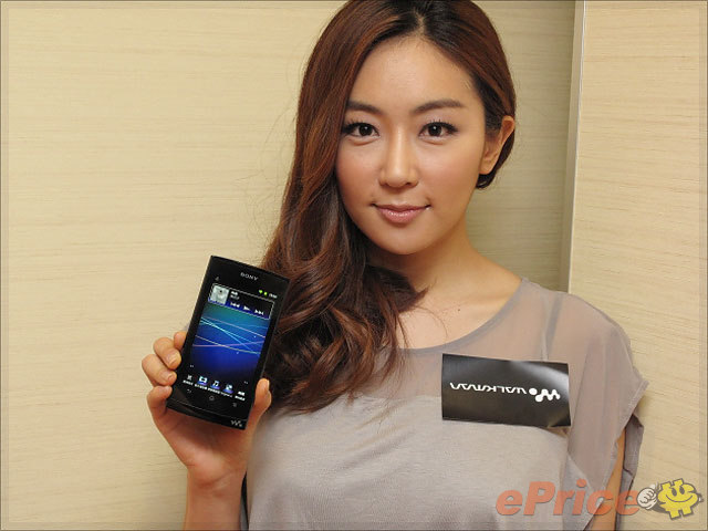 「Walkdroid」單挑 iPod touch Sony Walkman Z 試玩 「Walkdroid」單挑 iPod touch Sony Walkman Z 試玩