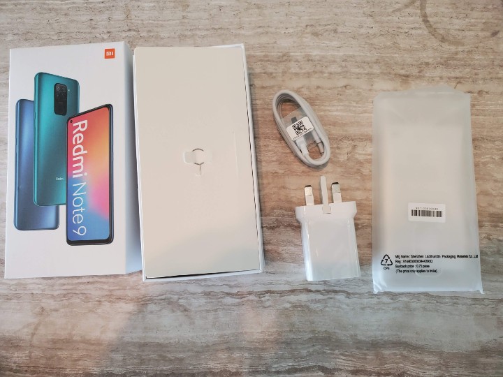 手機盒+配件一覽 手機盒+配件一覽