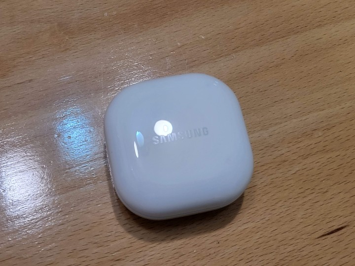 耳機充電器 耳機充電器