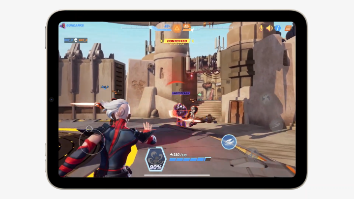 採用與 iPhone 13 相同的 A15 Bionic 處理器,Apple 更強調其遊戲效能。